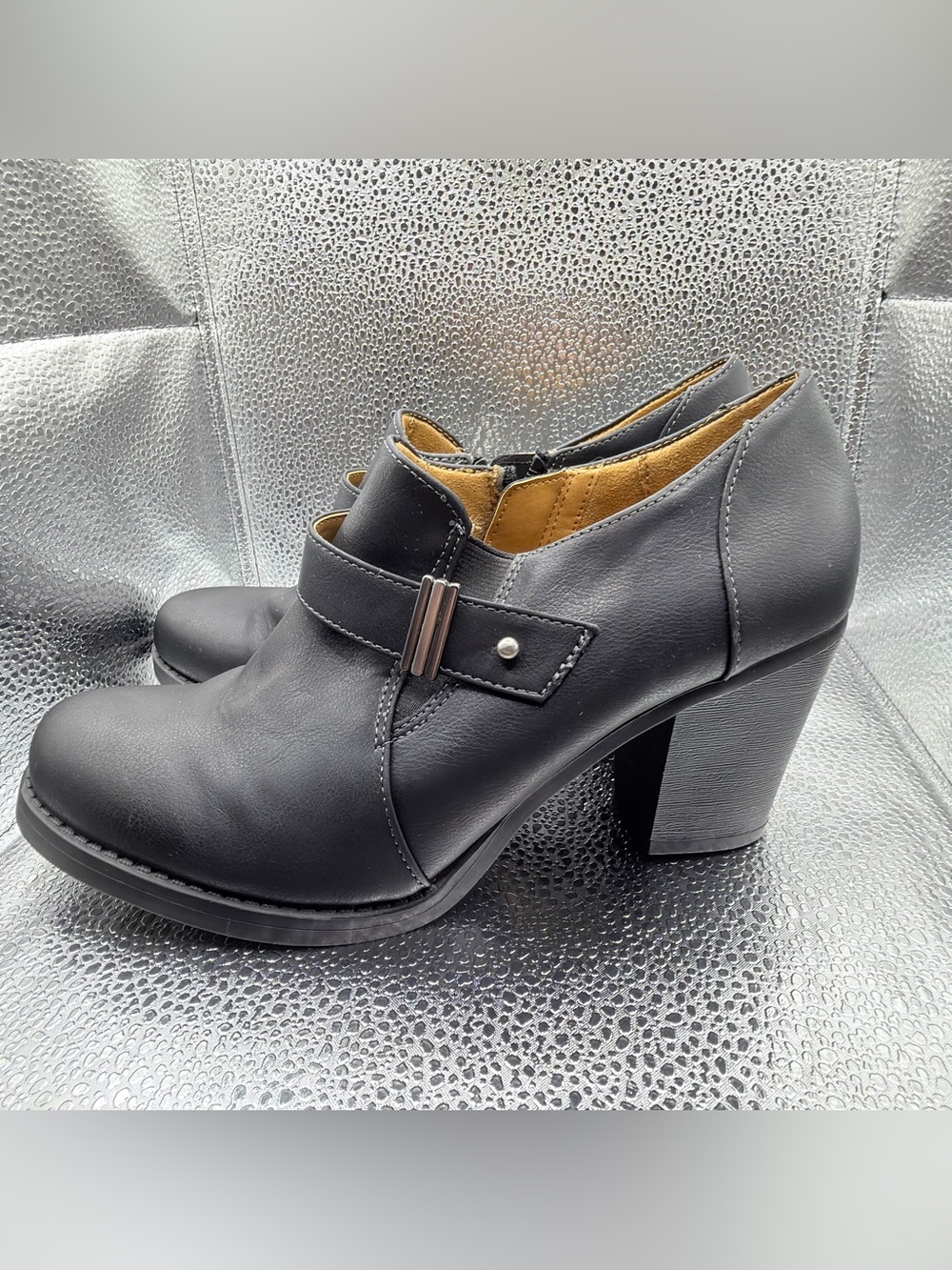 Natural Soul Black Leather Heeled Ankle Booties with Strap - Picture 3 of 14